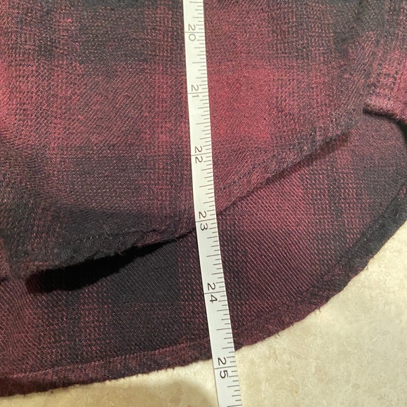 Aritizia Wilfred Flannel Red Checkered Top - Picture 5 of 9